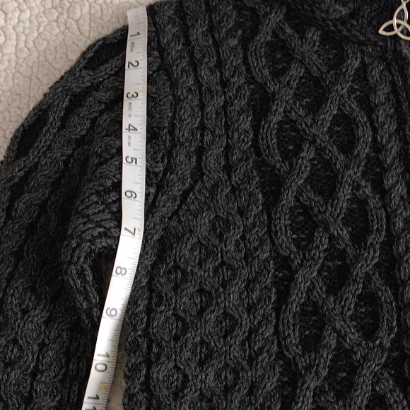 Aran Sweater Market XS 100% Merino Wool Full Zip Fisherman Sweater - Picture 8 of 12
